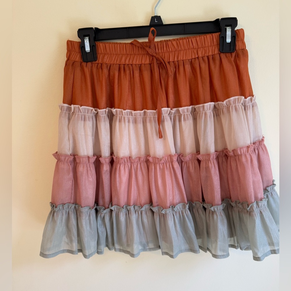 Hayden Color blocked Tiered Skirt *NEW WITH TAGS* - Picture 2 of 9